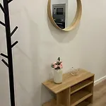 Daisy Street 2 *