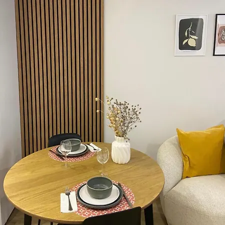 Apartament Daisy Street 2 *